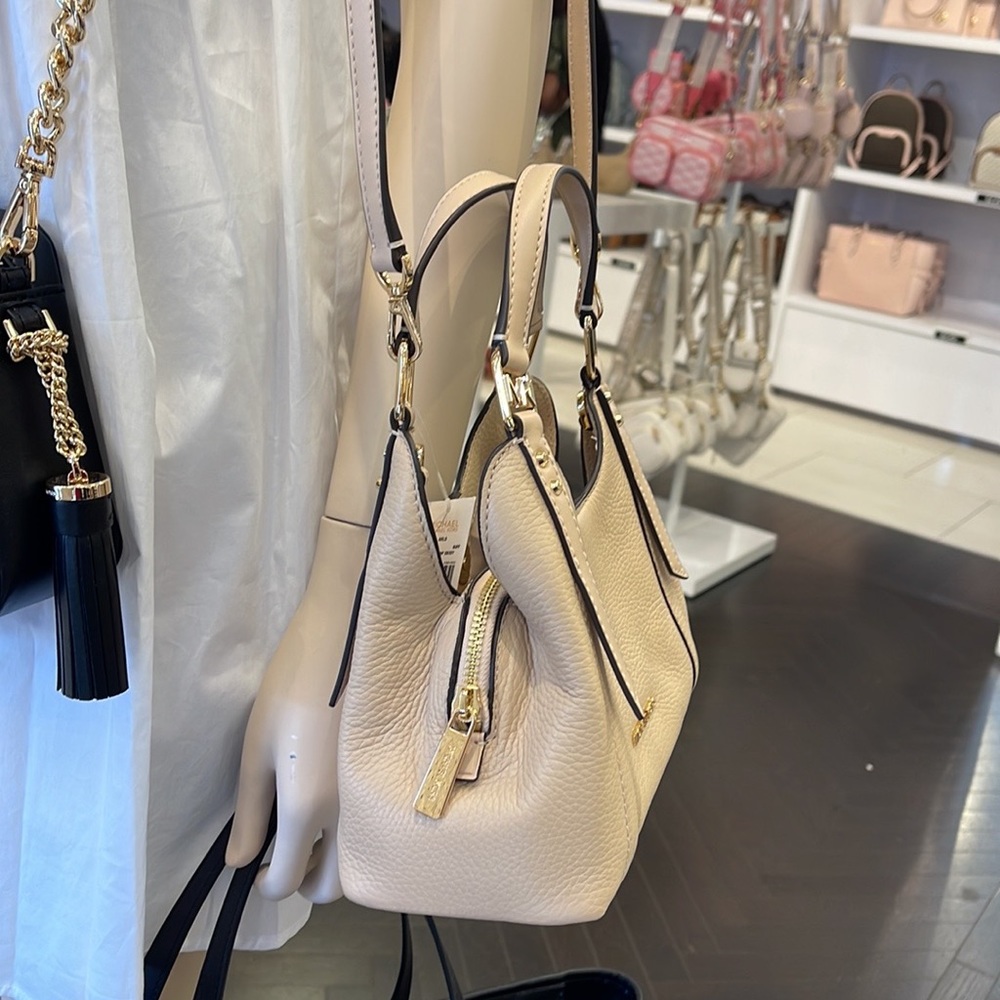 Michael Kors Women's Arlo Small Pebbled Leather Crossbody Bag Buff
NWT - Picture 7 of 16